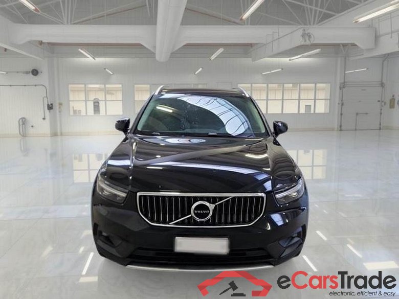 VOLVO XC40 / 2017 / 5P / SUV T5 PLUG-IN HYBRID AUTO RECH INSCRIP EXPR #6