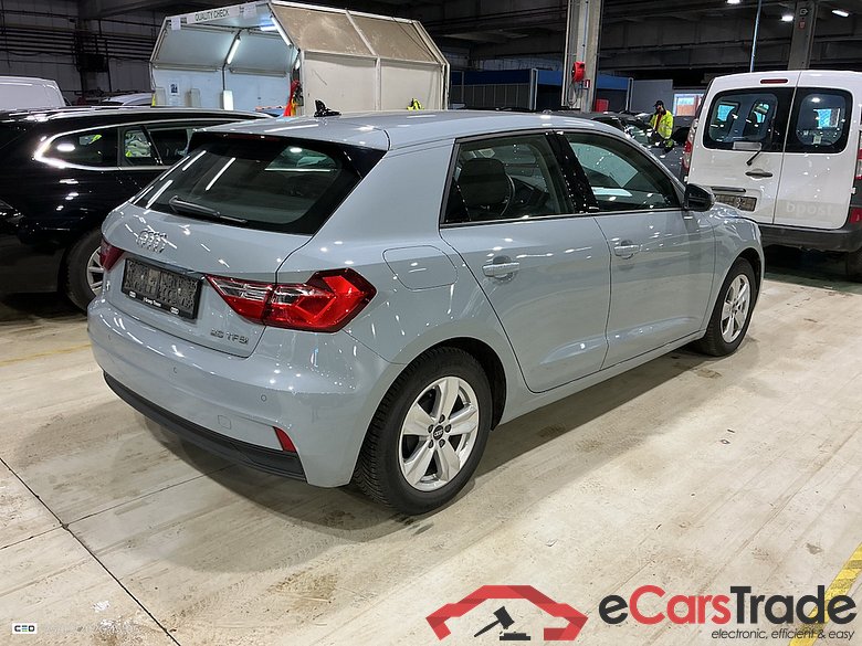 AUDI A1 1.0 25 TFSI ATTRACTION #4