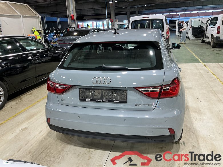 AUDI A1 1.0 25 TFSI ATTRACTION #5