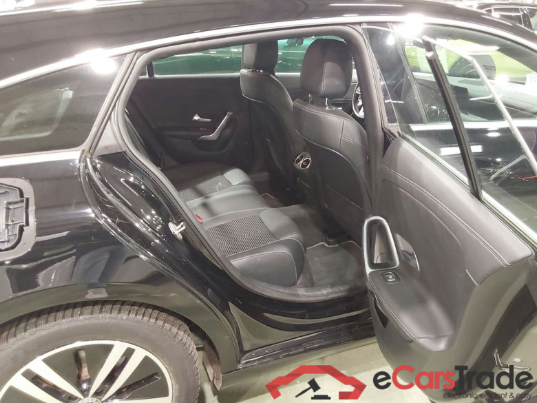 MERCEDES-BENZ CLA - Klasse 1.3 CLA 250 E BUSINESS SOLUTION DCT #5