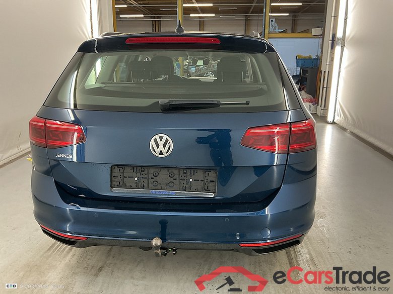 VOLKSWAGEN PASSAT VARIANT DIESEL - 2019 1.6 TDi SCR Style Business DSG #5