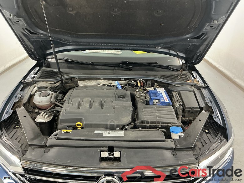 VOLKSWAGEN PASSAT VARIANT DIESEL - 2019 1.6 TDi SCR Style Business DSG #6