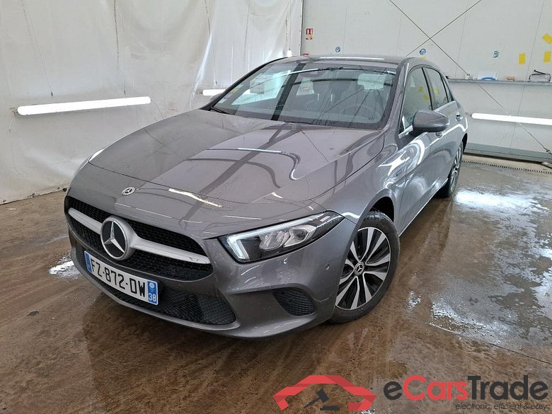 MERCEDES-BENZ Classe A Compact 2018 5P Berline A 250 e Business Line 8GDCT #1