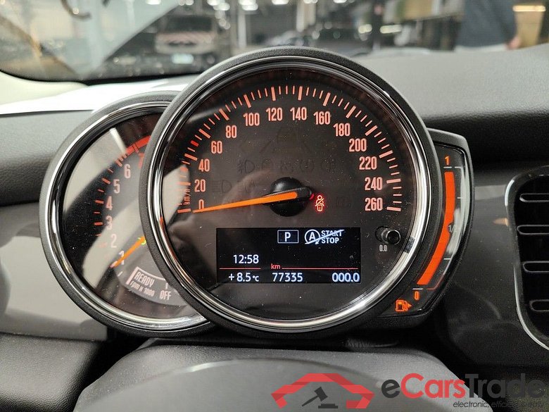 Mini 5 door One Aut. 5d #6