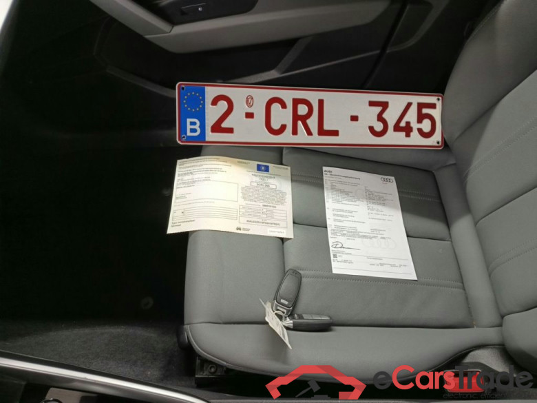 Audi A3 Sportback 1.4 40 TFSI e Attraction 5d #4