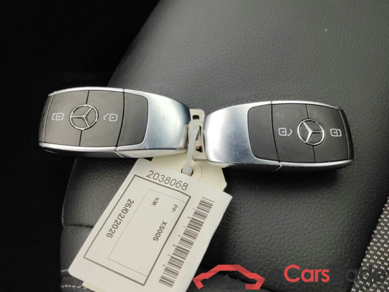 MERCEDES CLASSE A DIESEL (W177) A 200 d 150 Business Solution (EU6AP) 5d #4