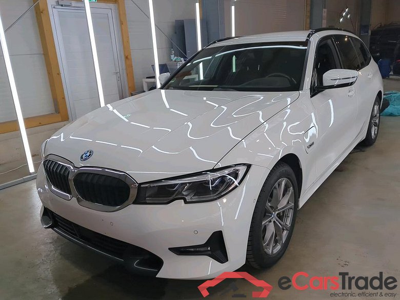 Baureihe 3 Touring 330 e Sport Line 2.0 185KW AT8 E6d