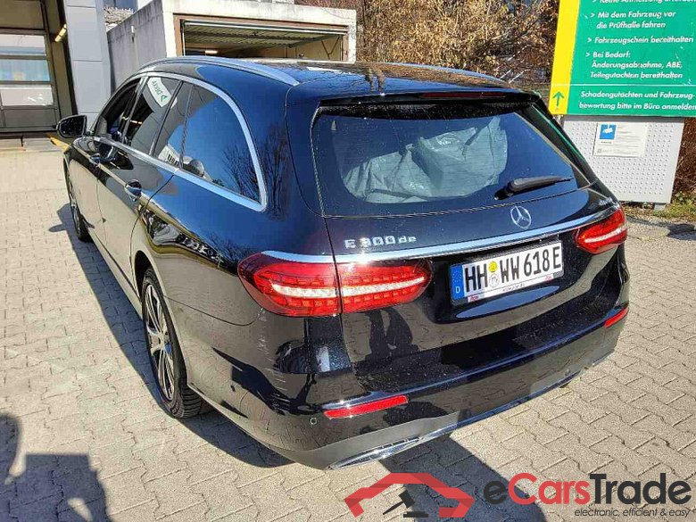 Mercedes-Benz E T-Modell (BM 213)(06.2016->) DE - Kb5 E 300 de EU6d, T de AMG Line 4Matic (EURO 6d), (Facelift) 2020 - 2023 #4