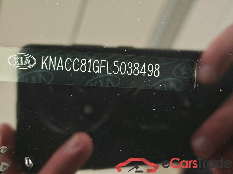 Kia e-Niro 64kWh ExecutiveLine 5d #6