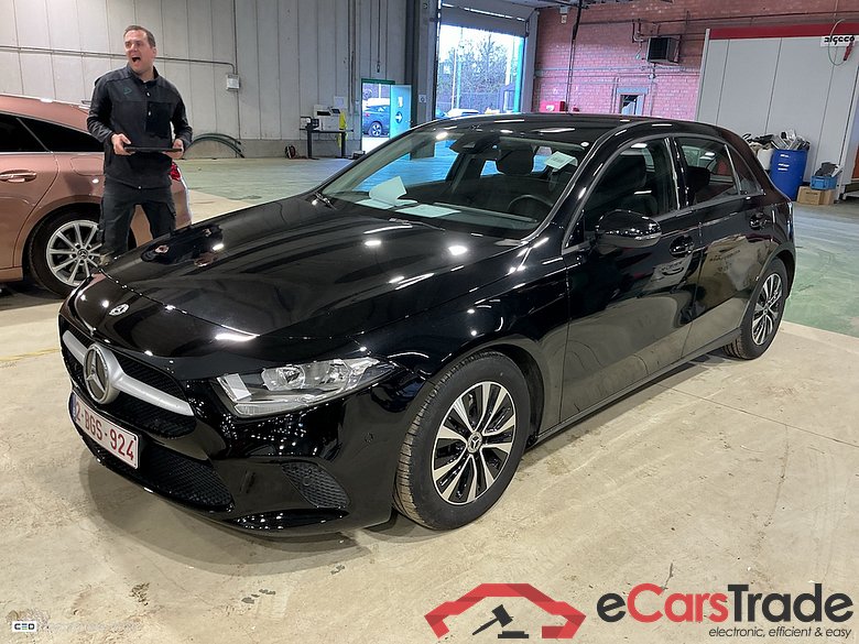 MERCEDES-BENZ CLASS A (W177) A 160 Business Solution #1