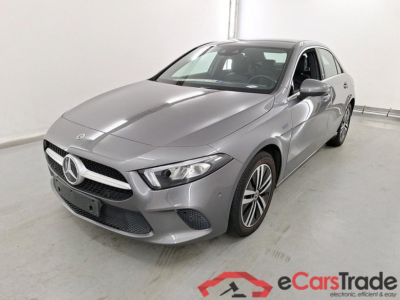MERCEDES-BENZ CLASS A SEDAN (V177) A 250 e PHEV Business Solution