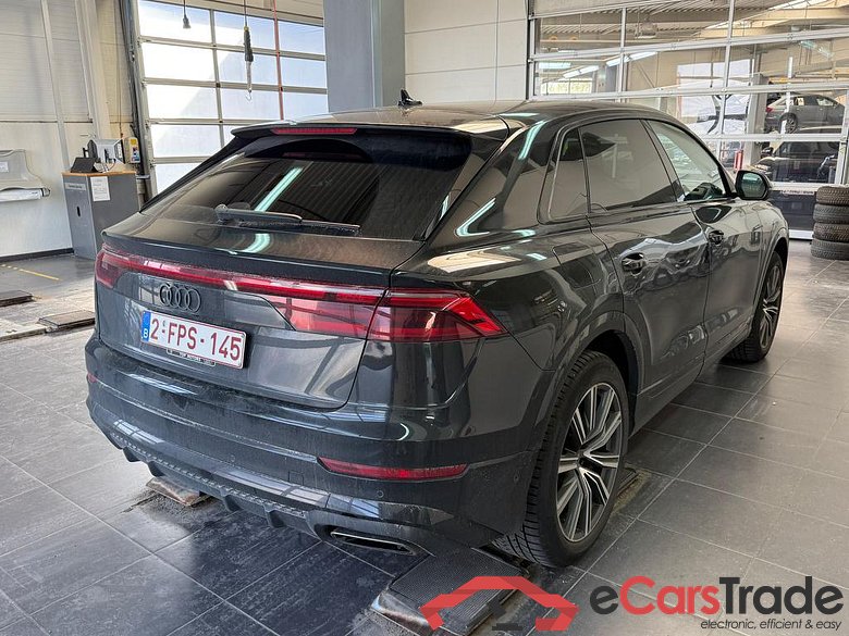 AUDI Q8 SUV Audi Q8 SUV   60 TFSI e quattro 360(490) kW(pk) tiptronic #4