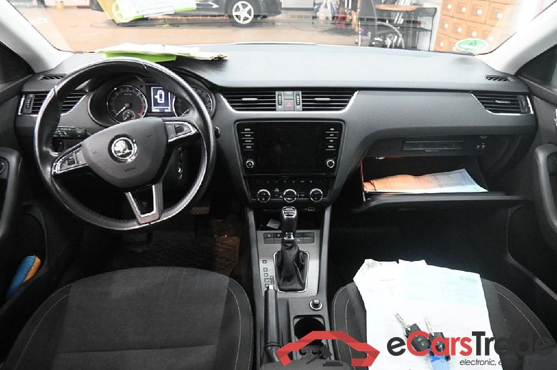 Octavia Combi Soleil 2.0 TDI 110KW AT7 E6dT #3