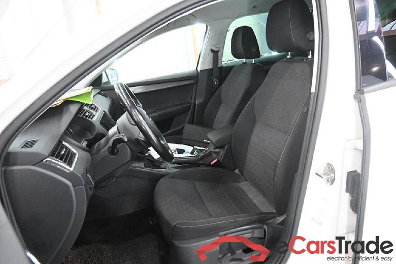 Octavia Combi Soleil 2.0 TDI 110KW AT7 E6dT #4