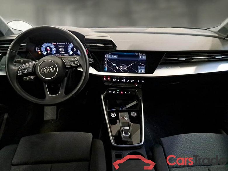 AUDI A3 / 2020 / 5P / BERLINA 45 TFSI E S TRONIC S LINE EDITION S.BACK #3