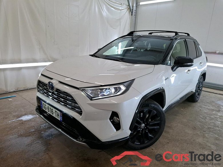 TOYOTA RAV4 Hybride / 2018 / 5P / SUV Hybride 2WD 218ch Collection #1