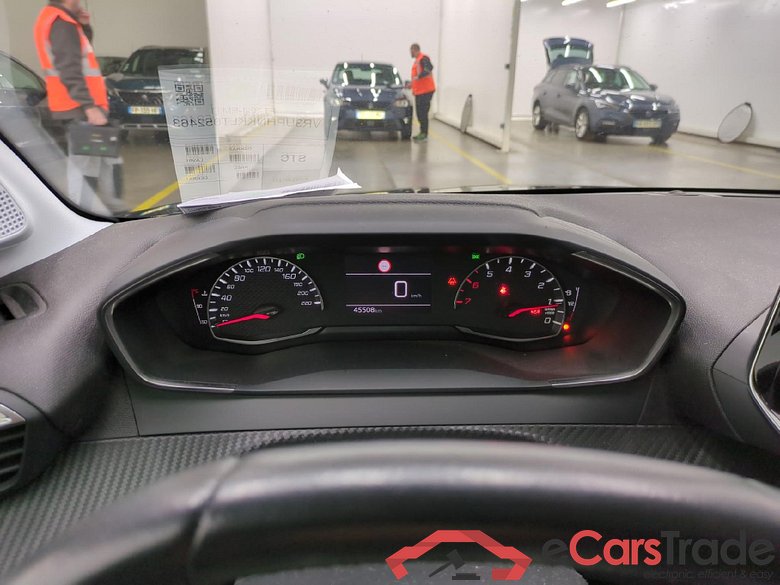 208 Active Business 1.2 PureTech 100CV BVM6 E6d #6