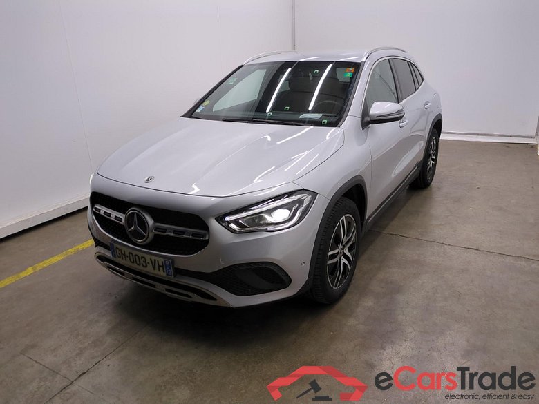 MERCEDES-BENZ GLA / 2020 / 5P / SUV 2.0 GLA 200 D BUSINESS LINE DCT #1