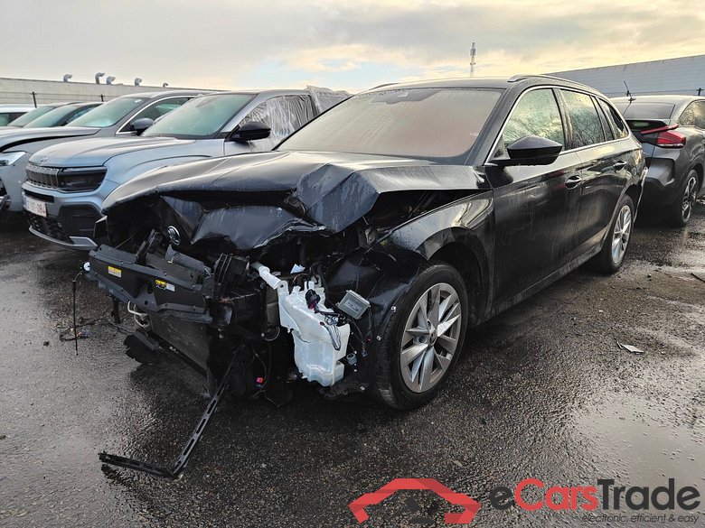 Skoda Octavia Combi 1.5 TSI eTec 110kW DSG7 Clever+ 5d !!Damaged car!! NO COC!! #1