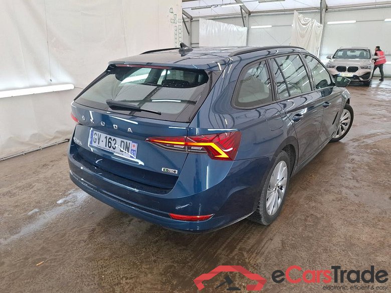 SKODA Octavia Combi / 2020 / 5P / Break 1.0 TSI mHEV e-TEC 110 DSG7 Business #3