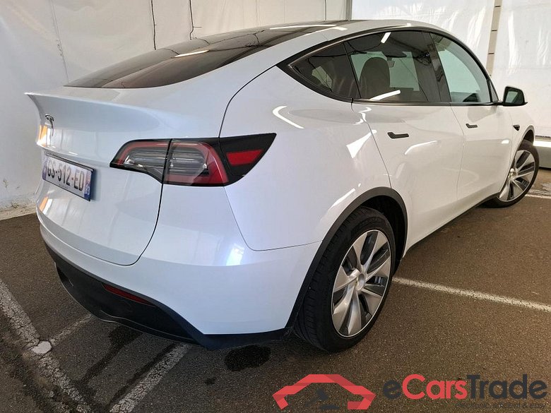 TESLA Model Y / 2021 / 5P / SUV RWD #4