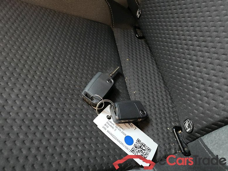 VOLKSWAGEN POLO 70 kW #6