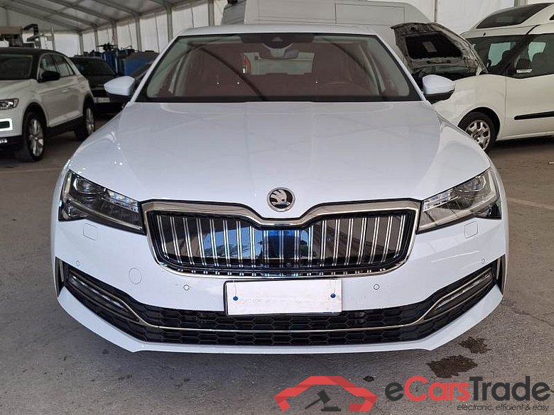 SKODA SUPERB / 2019 / 5P / BERLINA 1.4 TSI PLUG-IN HYBRID STYLE DSG #6