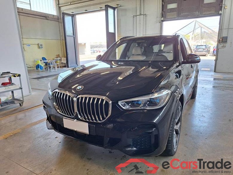 BMW X5 / 2018 / 5P / SUV XDRIVE 25D MSPORT AUTOM. #1