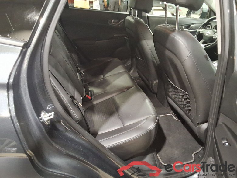 HYUNDAI KONA 64 KWH ELECTRIC SKY #5