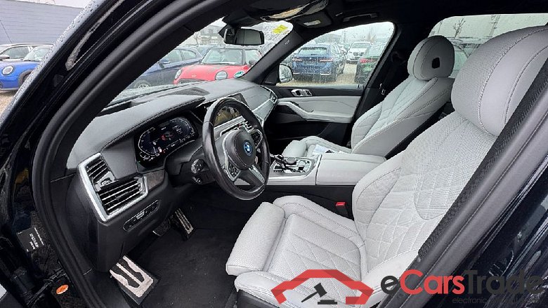 Baureihe X5 xDrive 45 e M Sport 3.0 290KW AT8 E6d #4