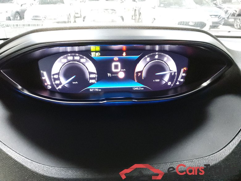 PEUGEOT 5008 Allure Pack 130 S&S 6 vel. MAN  Pure Tech #4