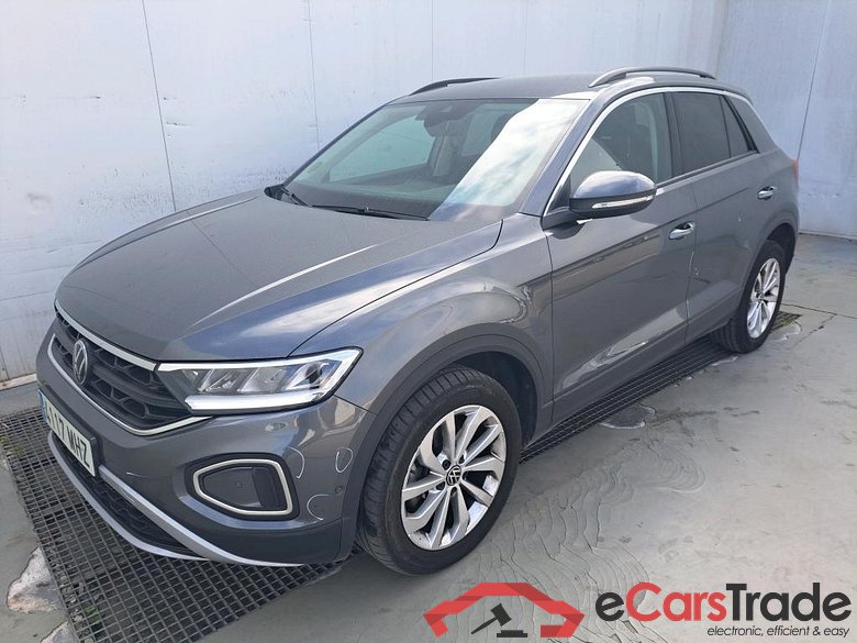 VOLKSWAGEN T-Roc / 2021 / 5P / todoterreno Life 2.0 TDI 85kW (115CV) (AC4) #1