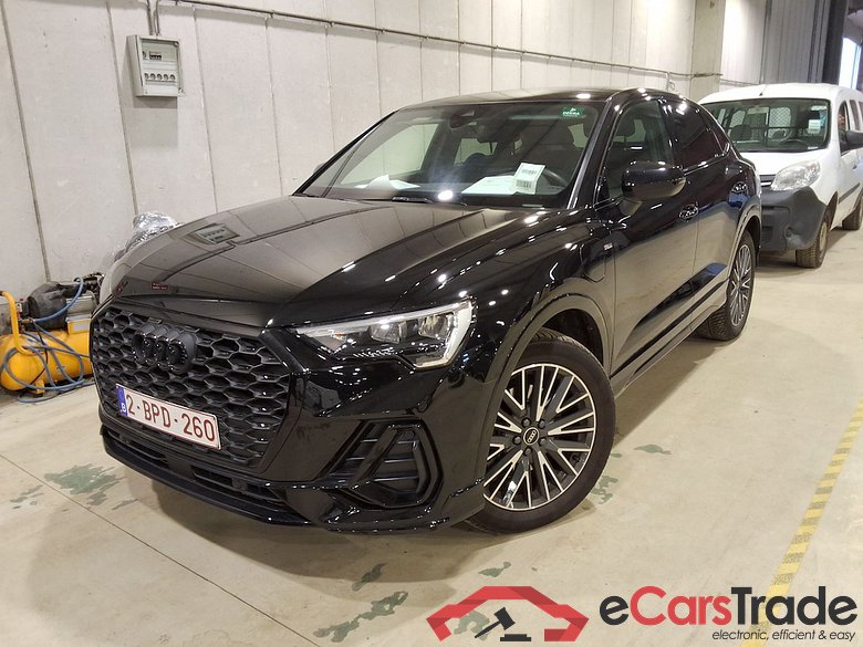 AUDI Q3 Sportback 1.4 45 TFSI E S TRONIC S LINE #1