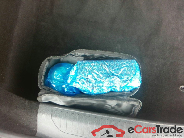 Peugeot 408 1.2 PureTech Mild-Hybrid Allure Aut. LED I-Cockpit Navi 1/2 Leather KeylessGo Klima PDC ... #6