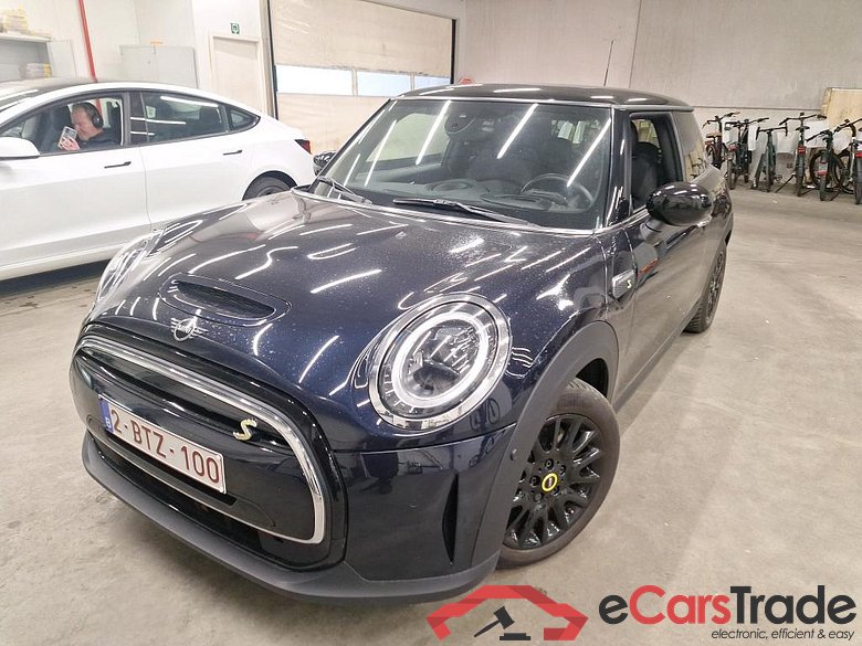 MINI - MIN COOPER SE 184PK Pack Driving Assistant Plus & Classic Trim With Punch Leather & Connected Nav & Comfort Plus & Transparent Sunroof  * ELECTRIC *