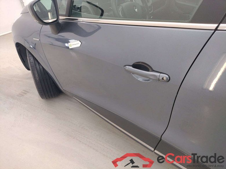 RENAULT CLIO TCE COOL & SOUND #6