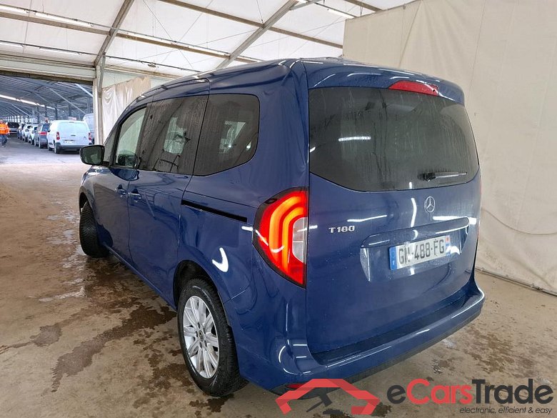 MERCEDES-BENZ Classe T / 2022 / 5P / monospace Classe T 180 STYLE #2