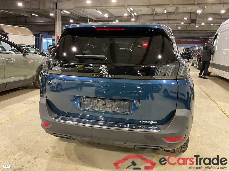 PEUGEOT 5008 1.2 PURETECH 130 ALLURE #5