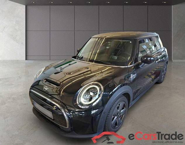 MINI MINI Cooper SE Essential Trim 3d 135kW
