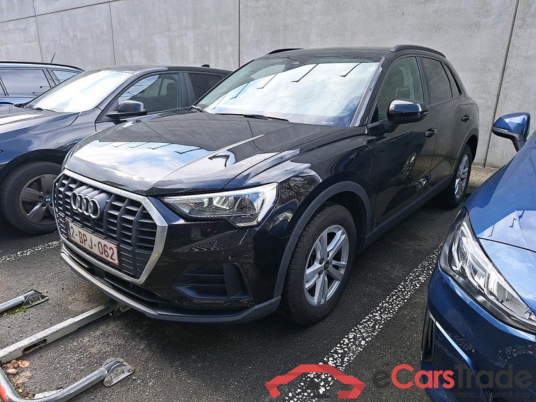 AUDI Q3 1.4 45 TFSI E S TRONIC #1