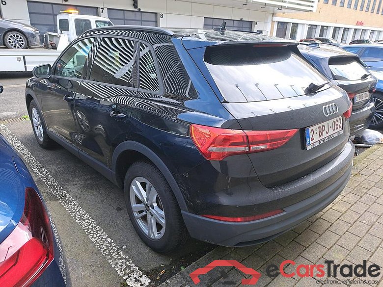 AUDI Q3 1.4 45 TFSI E S TRONIC #3