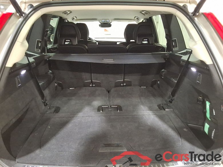 VOLVO XC90 2.0 T8 PHEV CORE AUTO 4WD #3