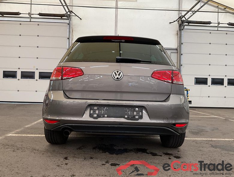 VOLKSWAGEN Golf VII Golf Comfortline 1.2 TSI BlueMotion Technology 81 kW (110 ch) 6 vitesses manuel #3