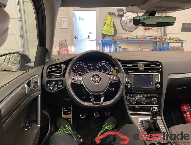 VOLKSWAGEN Golf VII Golf Comfortline 1.2 TSI BlueMotion Technology 81 kW (110 ch) 6 vitesses manuel #5