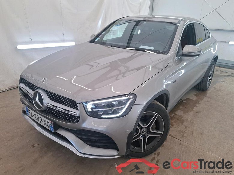 MERCEDES-BENZ GLC Coupe / 2019 / 5P / Coupé GLC 300 e AMG Line 4Matic