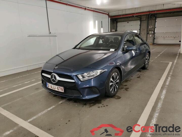 Mercedes A-Klasse Limousine Classe A Limousine A 180d DCT Business Solution 85kW/116pk  4D/P Auto-8 #1
