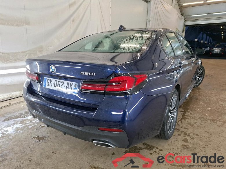 BMW Série 5 / 2020 / 4P / Berline 520i 184ch M Sport BVA8 / VO RECONDITIONNE - PHOTOS AVANT RECONDITIONNEMENT #3