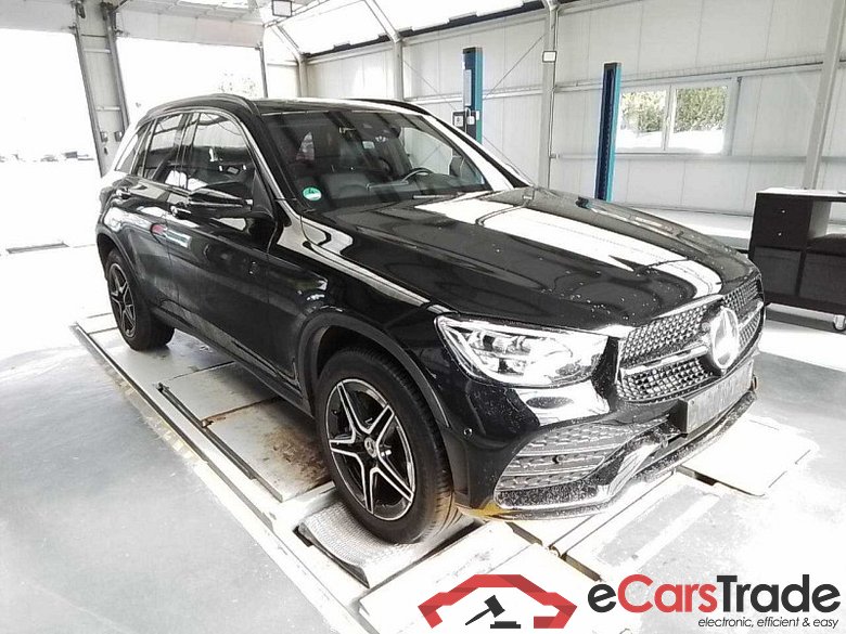 Mercedes-Benz GLC (BM 253)(06.2015->) DE - SUV5 GLC 300 de EU6d, de AMG Line 4Matic (EURO 6d), (Facelift) 2020 - 2022
