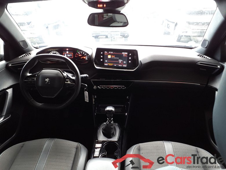 PEUGEOT 2008 PEUGEOT 2008 PureTech 100  Allure BVM #4