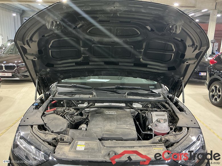 AUDI Q5 2.0 40 TDI S TRONIC QUATTRO B. ED. ADV #6